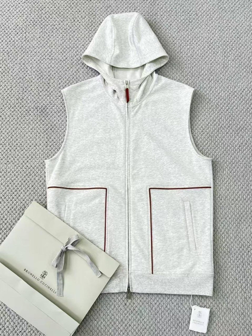 Летний костюм Brunello Cucinelli