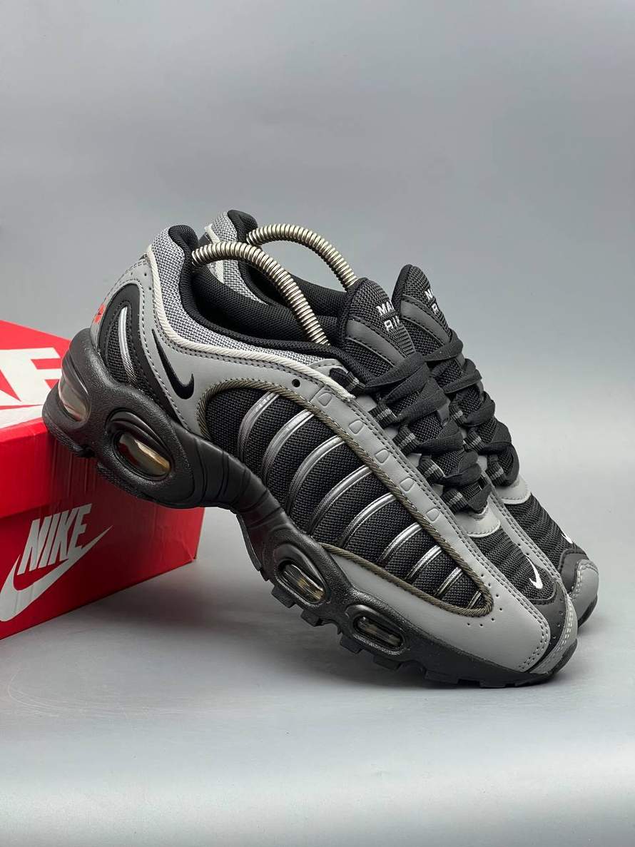 Кроссовки Nike Tailwind 4 #320 (сер.)