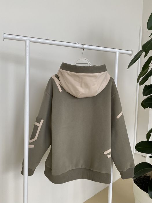 ХУДИ ЖЕНСКИЙ БРИНИТ ХАКИ КОНЬ-ОГОНЬ