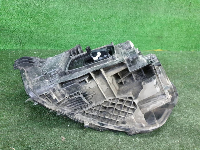 Битая Фара правая Mercedes CLA C118 (19-23) LED