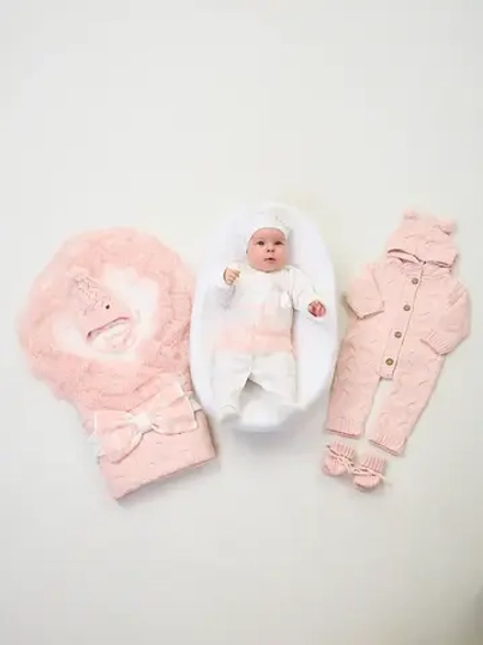 Конверт на выписку для новорожденных вязаный