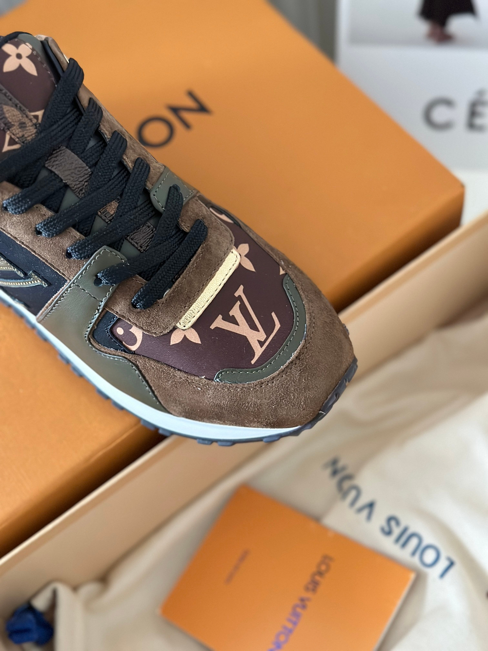 Louis Vuitton Run Away Trainer