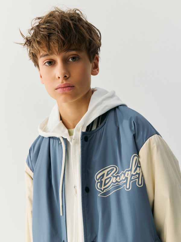 Бомбер с утеплителем 