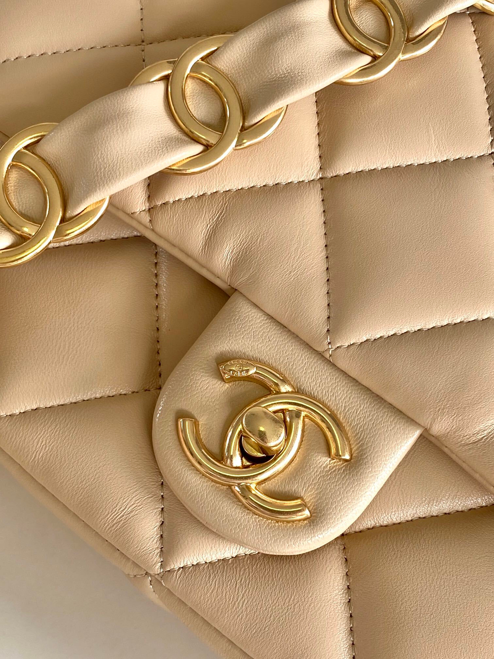 Chanel Bag 22 cm