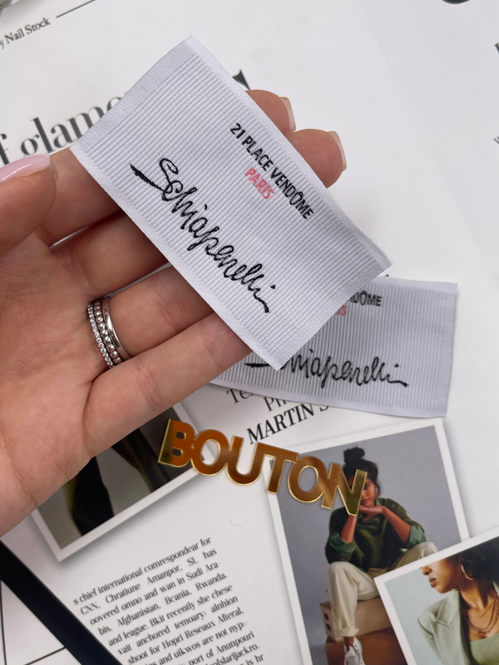 Бирка Скиап. серая большая 72х42 мм