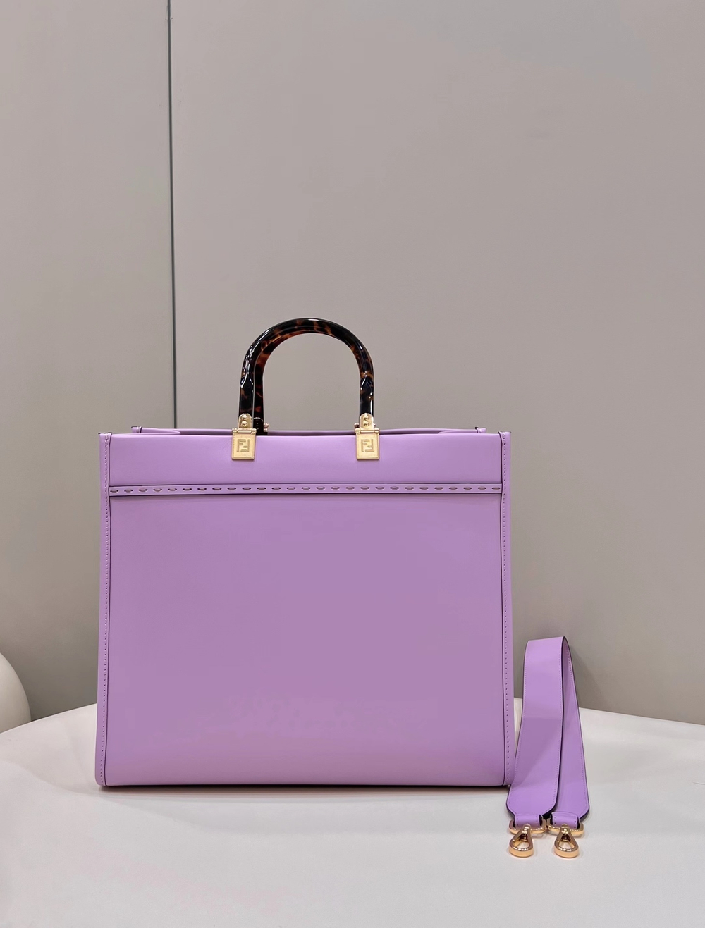 Fendi Sunshine Medium 35 cm