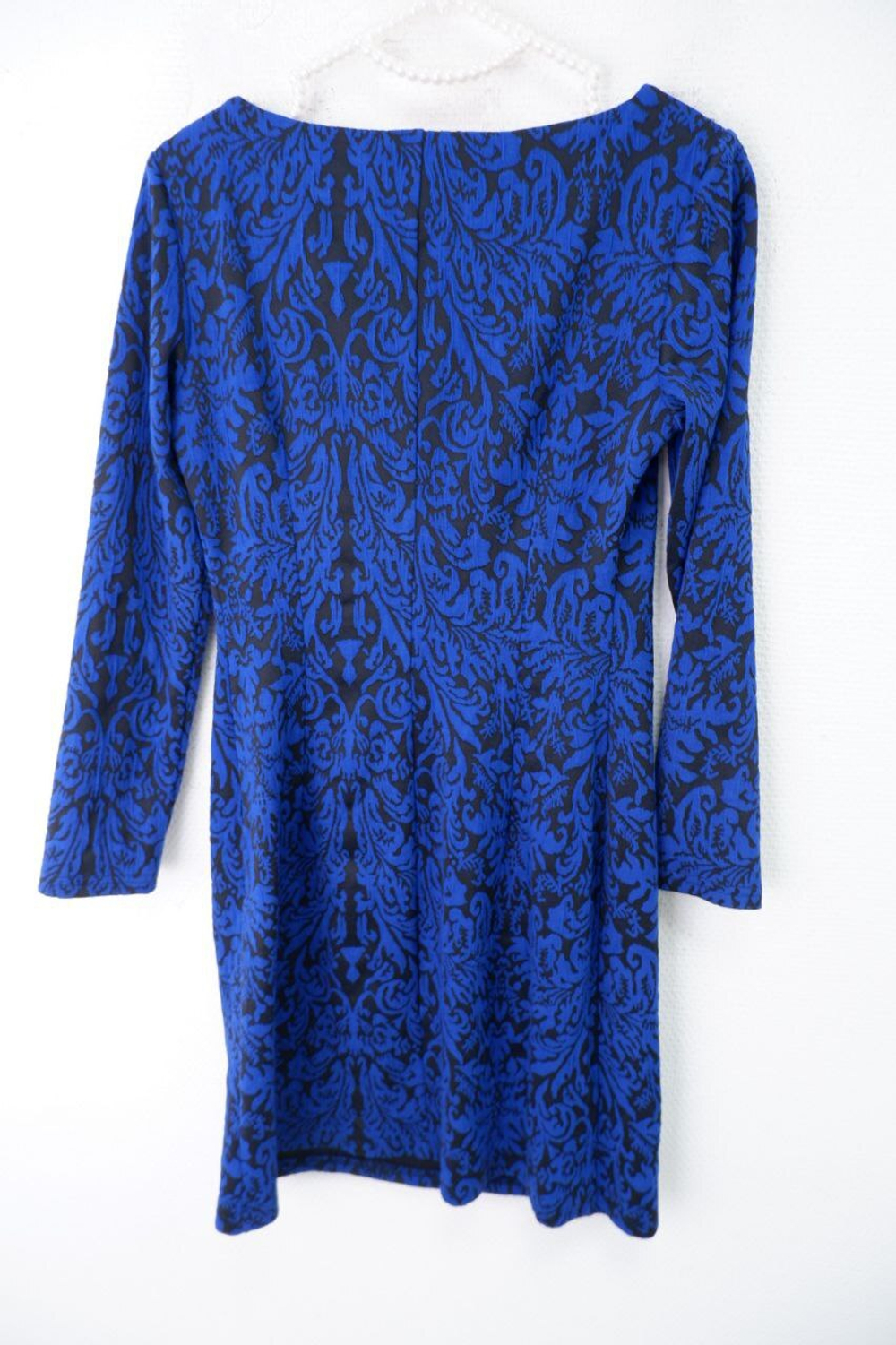 Платье элегантное 42 размер