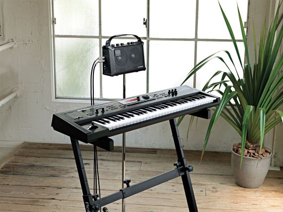 Roland JUNO-Di