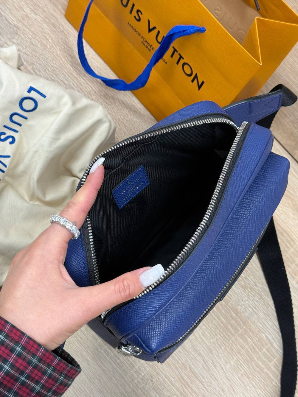 Поясная сумка Louis Vuitton