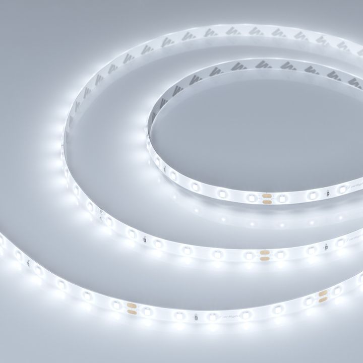 Светодиодная влагозащищенная лента Arlight 4,8W/m 60LED/m 2835SMD холодный белый 5M 024261(2)