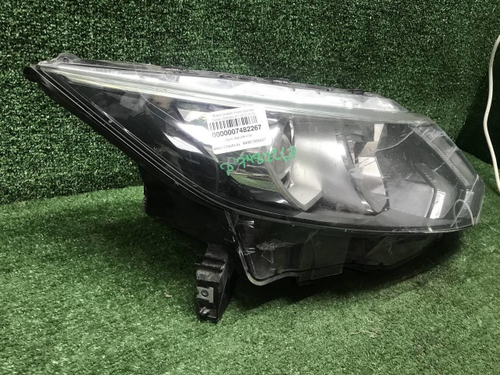 Битая Фара правая Nissan Qashqai J11 13-19 галоген