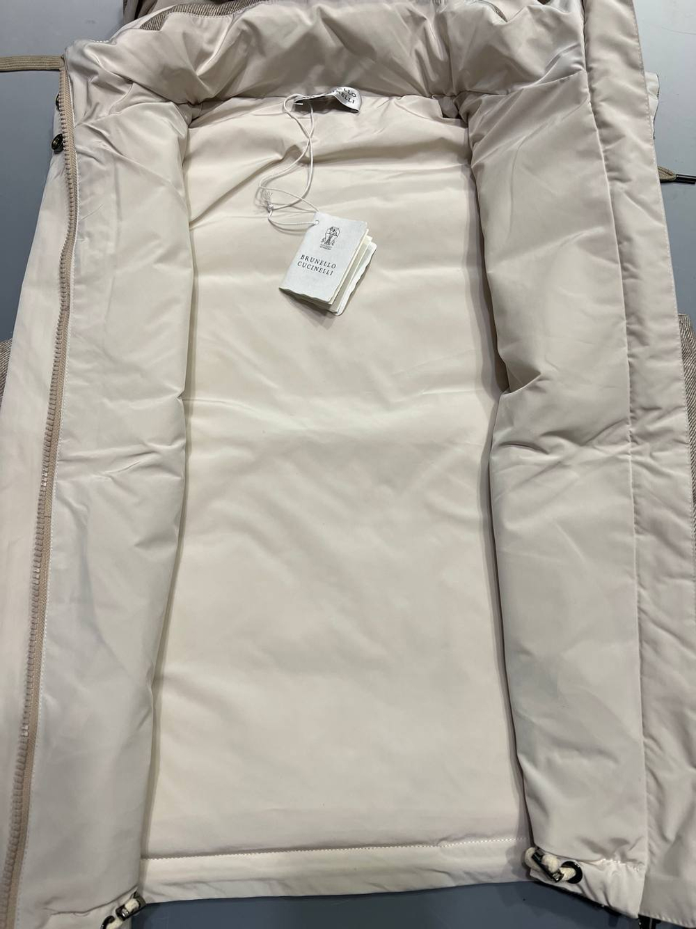 Жилет Brunello Cucinelli