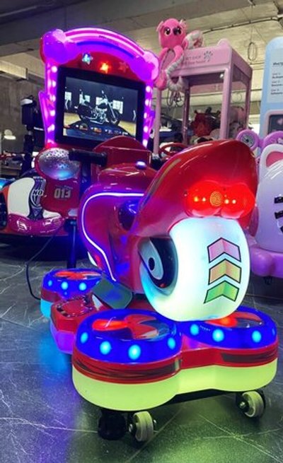 Автомат с видеоигрой «Мотобайк»