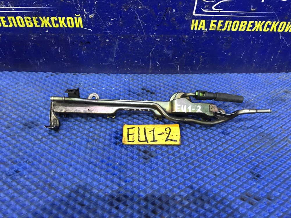 Топливная рейка Honda CIVIC 2001