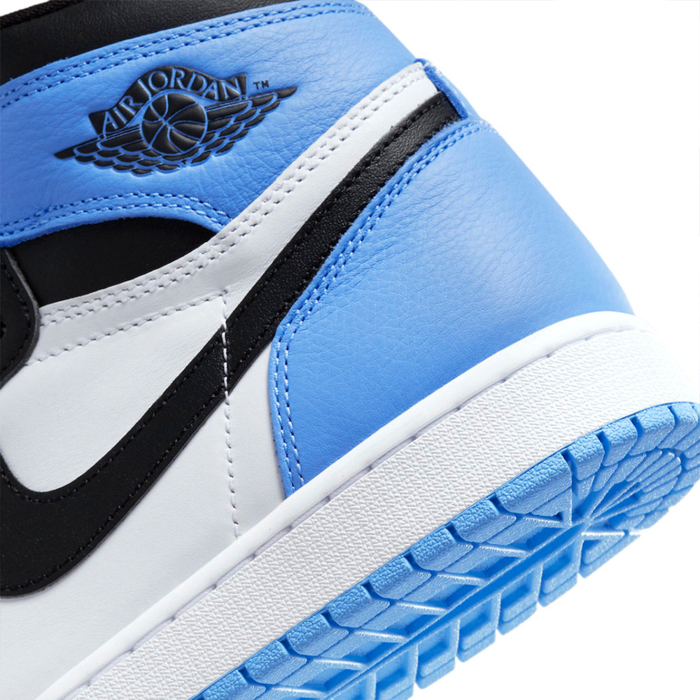 AIR JORDAN 1 RETRO "UNC Toe"