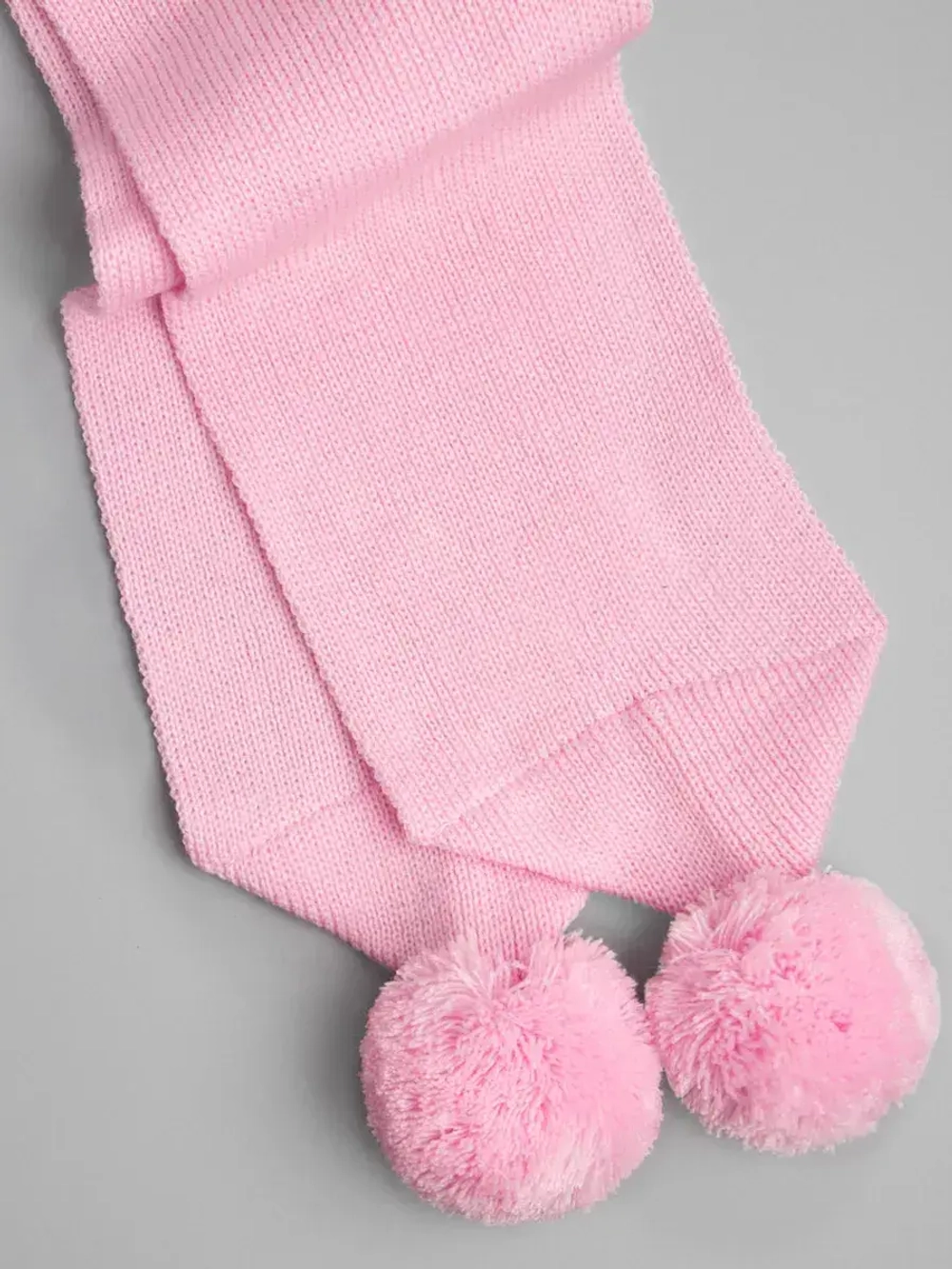 Шарф зимний вязаный с бубонами для девочки