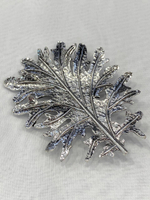 Брошь крупный дубовый лист, оттенок серебро