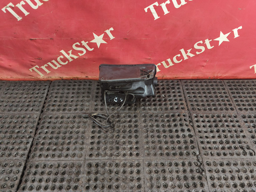 Бачок омывателя лобового стекла 2019г