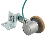 Инкрементальный энкодер INNOCONT D=50мм с мерным колесом L=250мм, контактная поверхность - резина, профиль ребристый, 1имп/1мм, 5…30VDC, выход HTL, IP64, -20…+85°C, радиальный кабель 2м