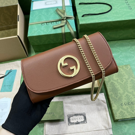 Gucci Blondie Continental Chain Wallet