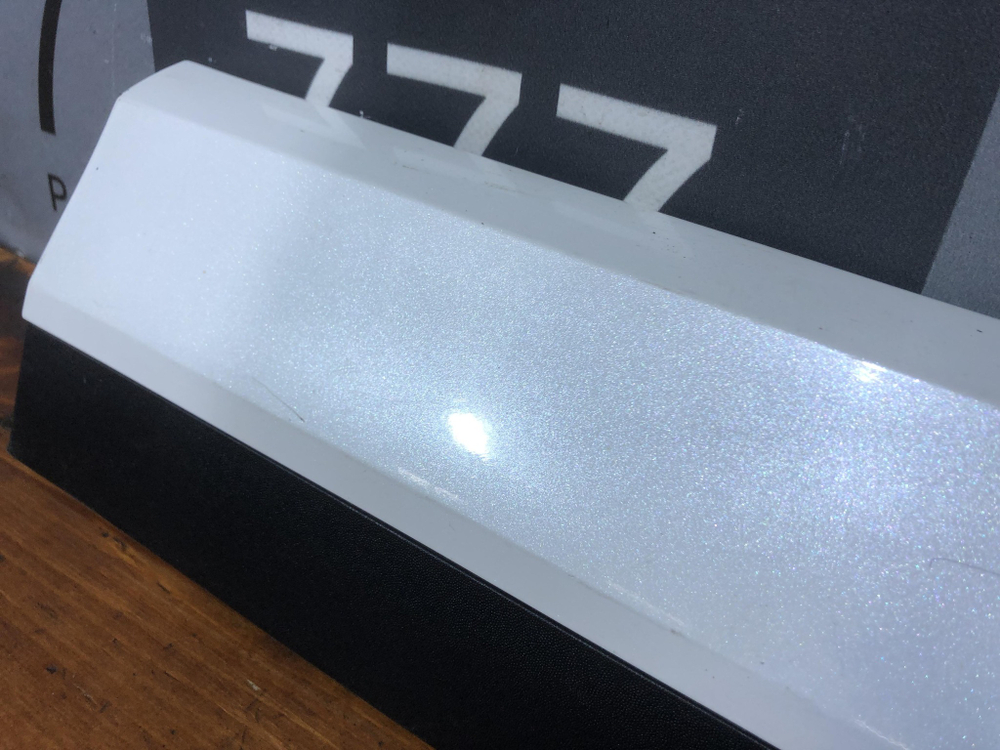 Накладка двери передней левой Kia Seltos 19-нв Б/У Оригинал 87725Q5010