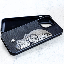 Качественный чехол iPhone с черепом на натуральной коже Saffiano - Euphoria HM Premium - модный аксессуар, брендовый чехол для iPhone