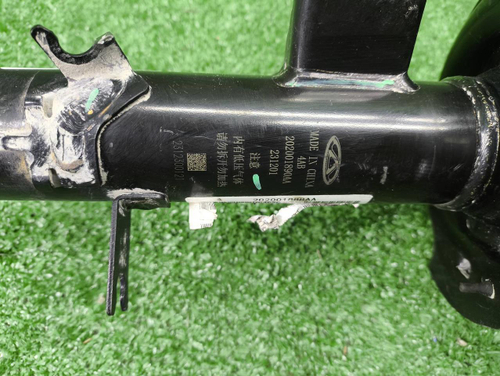 Амортизатор передний левый Chery Arrizo 8 (22-нв)