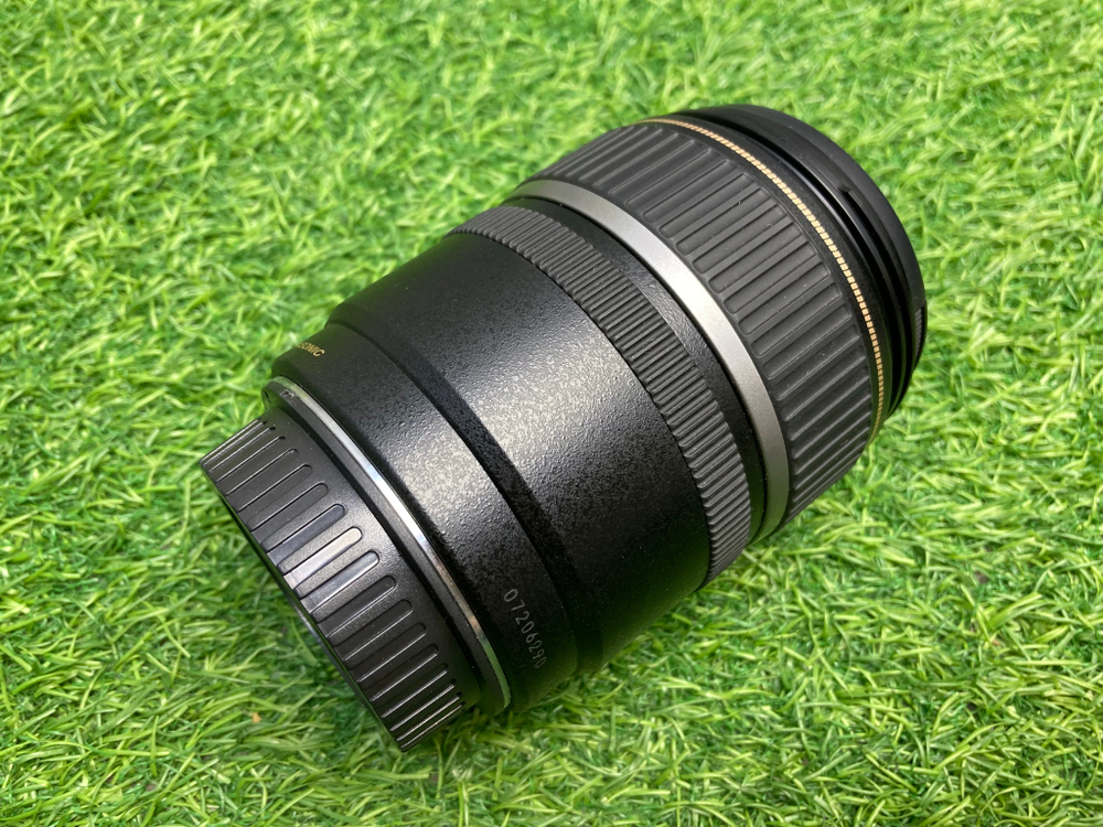 Canon EF-S 17-85mm 4-5.6 IS USM