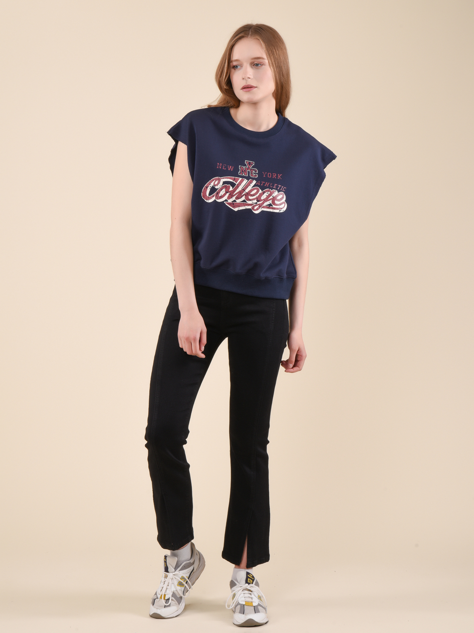 Жилет женский спортивный