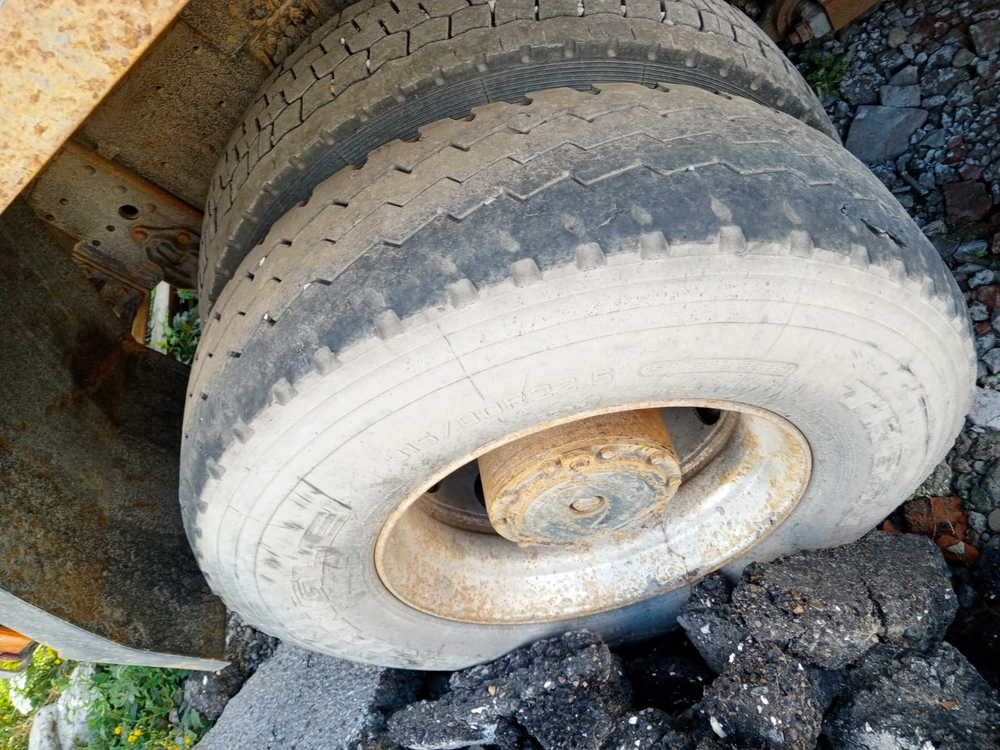 DongFeng DFH 6x4 Самосвал DFH3330A80-B (Дизельный, 8.9 л, 333 л.с. МТ)