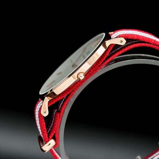 Наручные часы Daniel Wellington 0112DW 40 мм