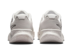 Теннисные кроссовки Nike Zoom GP Challenge Pro Premium - White