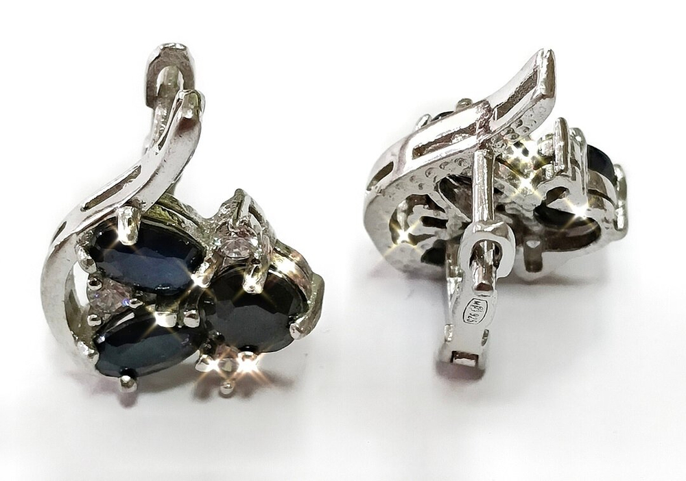 Ювелирные серьги из серебра,вставка сапфир,фианиты