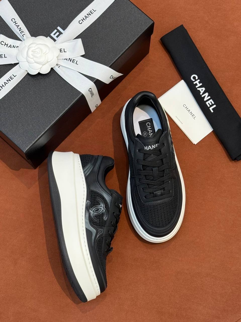 Кроссовки Chanel