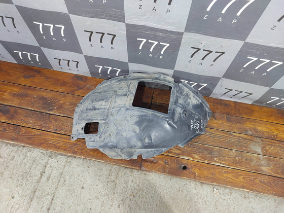 Подкрылок передний правый BMW 3-Series (F30)  Б/У Оригинал 51717260726