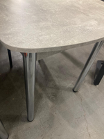 Стол ЛДСП 1100*700 нераздвижной (подстолье прямое нераздвижное бетон светлый)