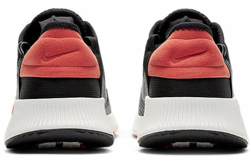 Кроссовки Nike Reposto