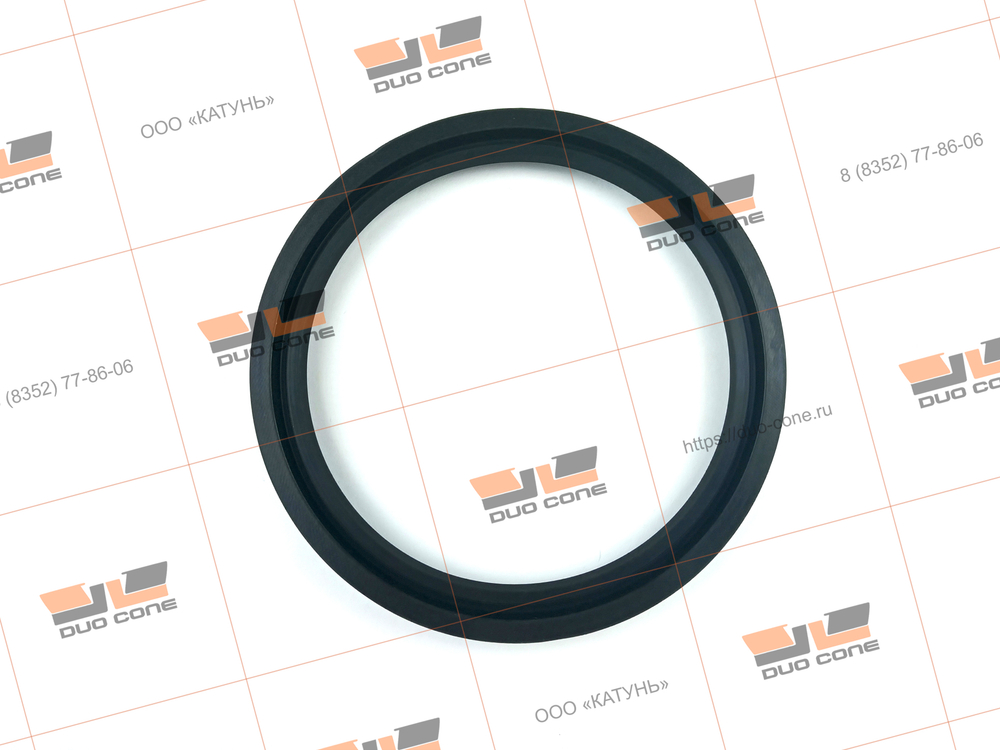 Манжета с пружиной УМ-74 (131.78x158.75x12.7) АРМИР. NBR