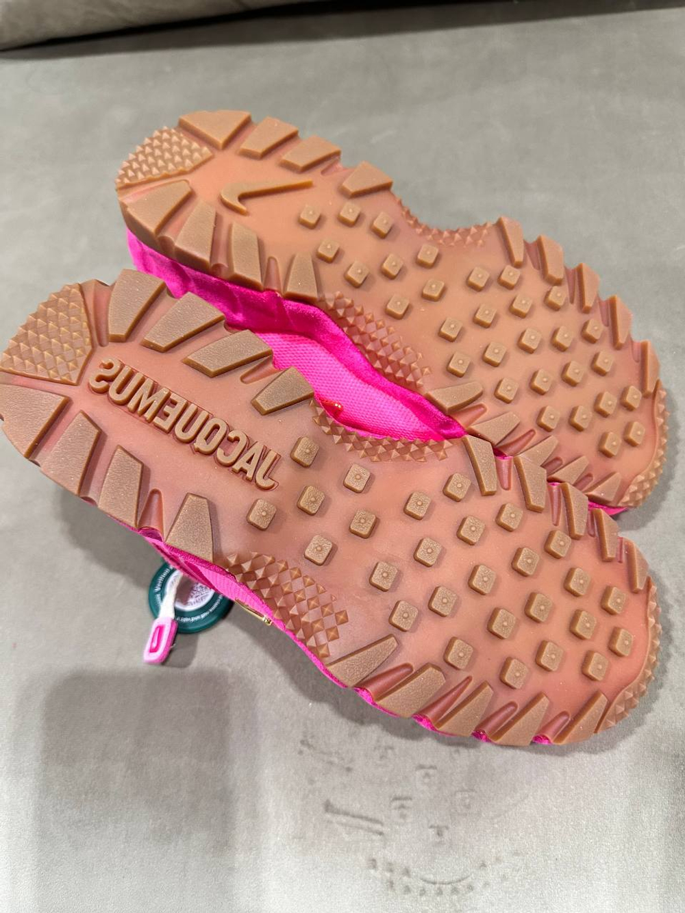 Кроссовки Jacquemus x Nike Air Humara Pink
