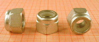 Гайка 12х1.25 с нейлоновым кольцом (6) (ОАО «БелЗАН») (уп25\50шт) 514