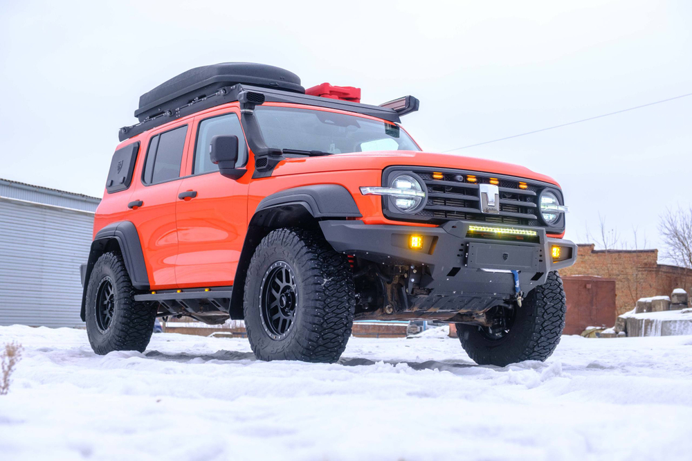 Tank300 Бампер силовой передний STC с противотуманными фарами СТГ и 2-х цветной балкой дальнего света