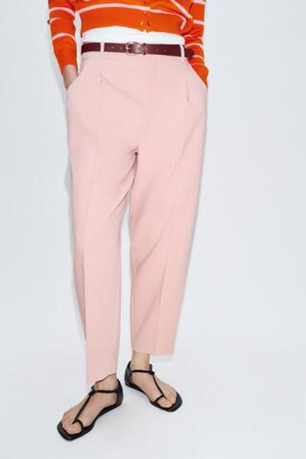 ZARA БРЮКИ С ЗАЩИПАМИ И РЕМНЕМ, СВЕТЛО-РОЗОВЫЙ