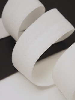 Бейка эластичная шампань матовая ширина 20 мм