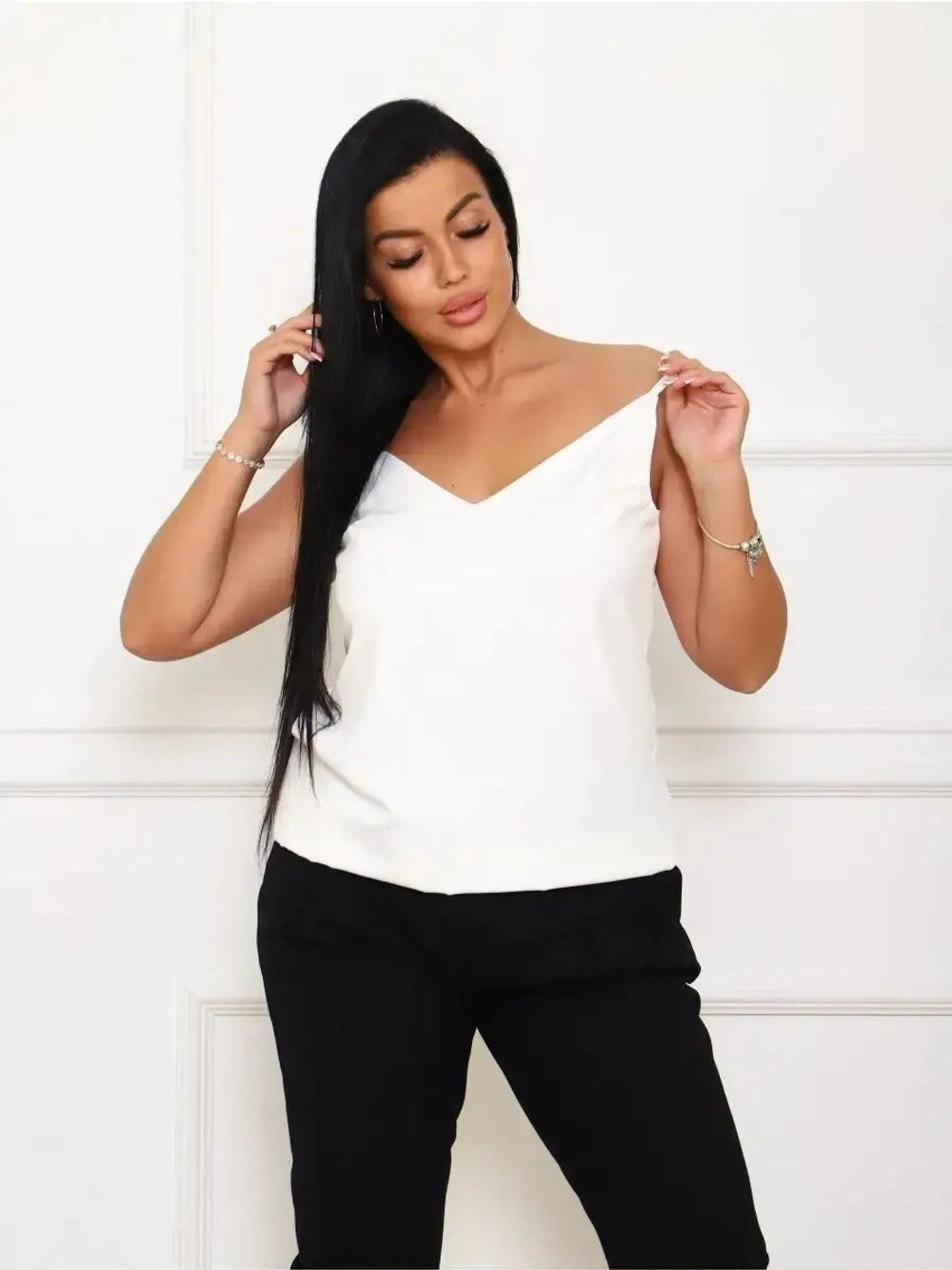 Топ под пиджак в бельевом стиле