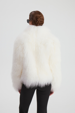 Шуба из натурального меха Лама