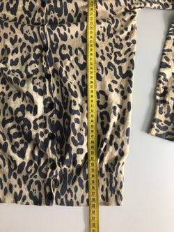 Кардиган Oasis с анималистическим принтом, маркировка ХS, визуально на 42 размер