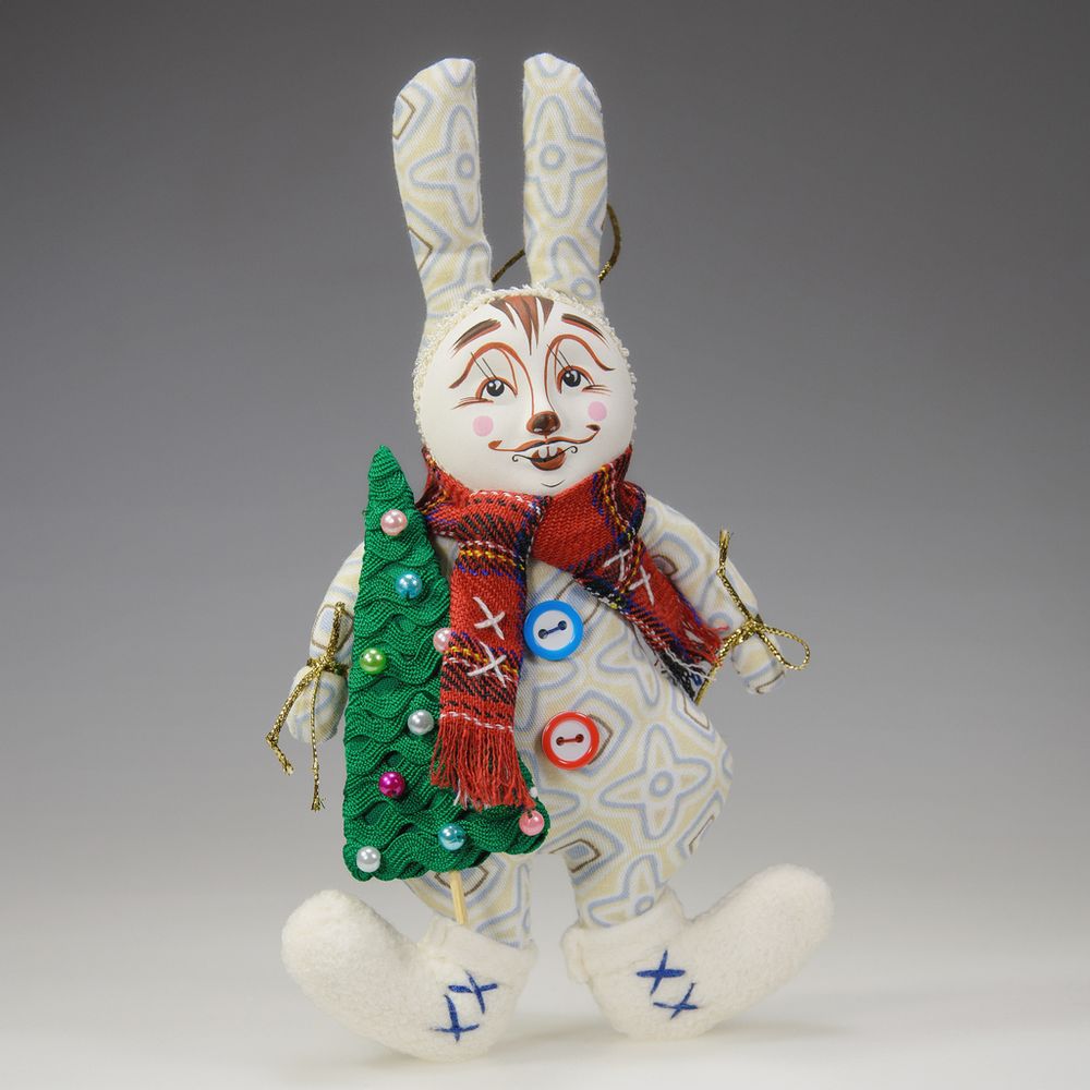 Ёлочная игрушка Кролик в валенках с ёлкой