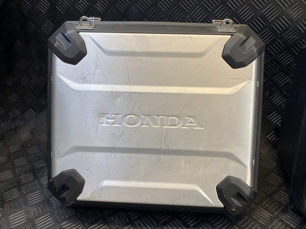 Кофры боковые Honda CRF1000L Africa Twin 053440