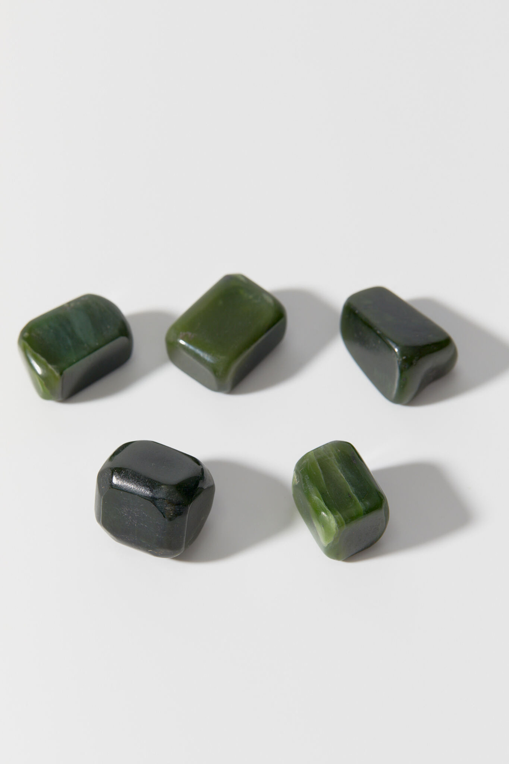 Нефрит галтовка