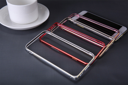 Бампер металлический для iPhone 6/6s